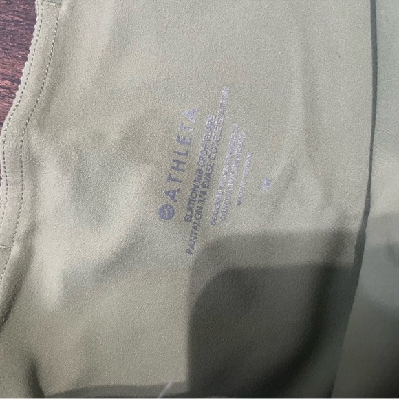 Athleta Elation Rib Crop Flare in Green Size Medium - Picture 4 of 5